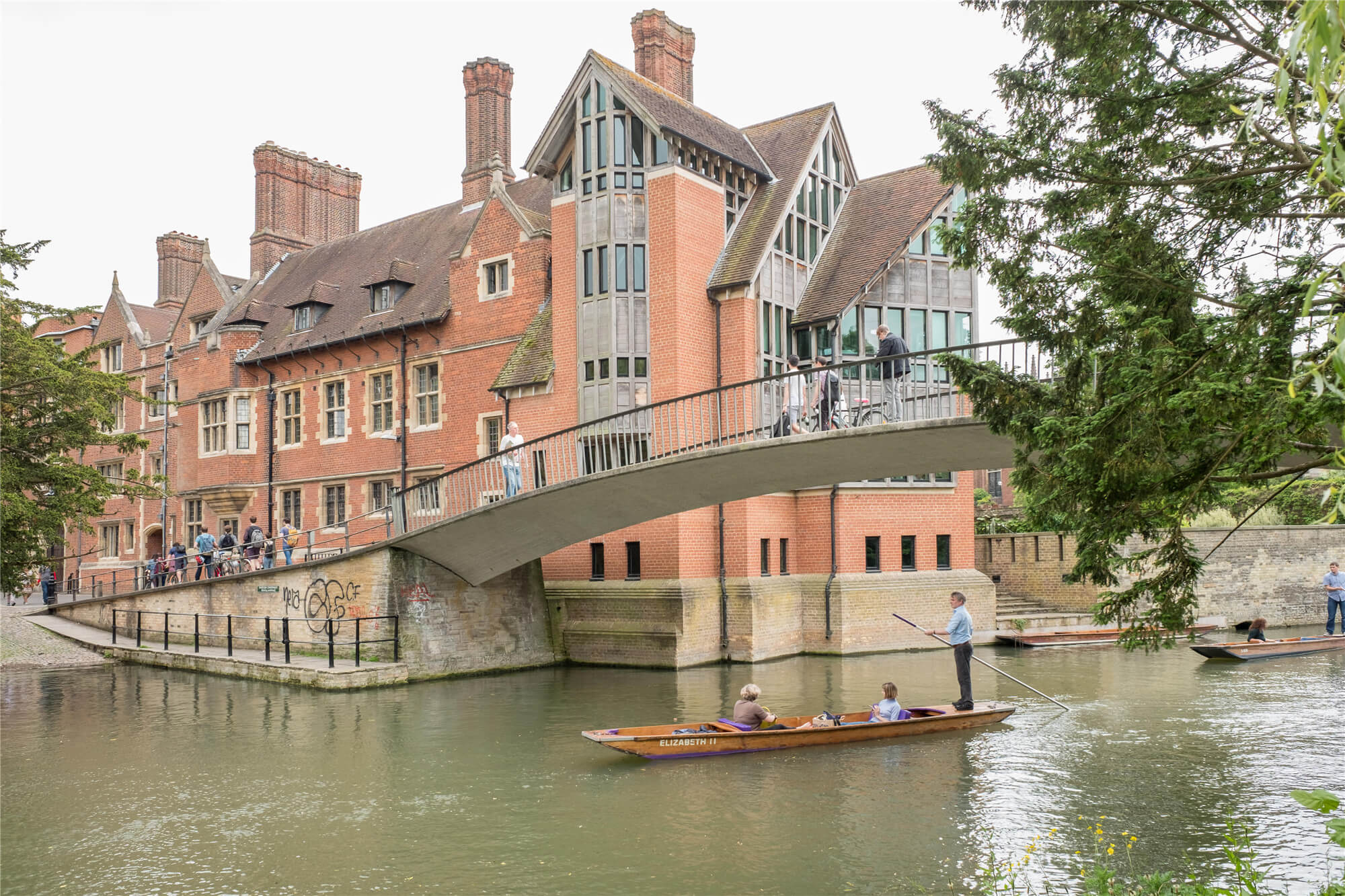Garret Hostel Bridge (1960)