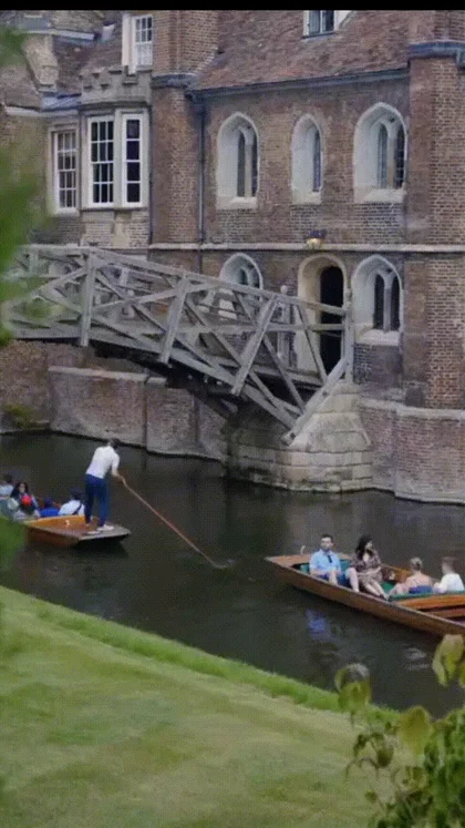 Cambridge one-day tour, Cambridge University student guide, Cambridge rowing, Cambridge boat tour, Cambridge Chinese guide